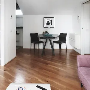  Apartment Comecasa Attic 5 Min Walk From Duomo